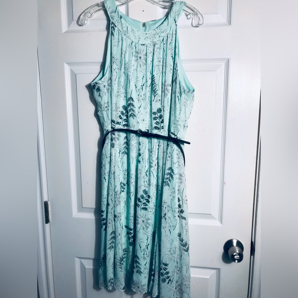 Tommy Hilfiger Sleeveless Mint Floral Dress with Belt 14 - Picture 5 of 8